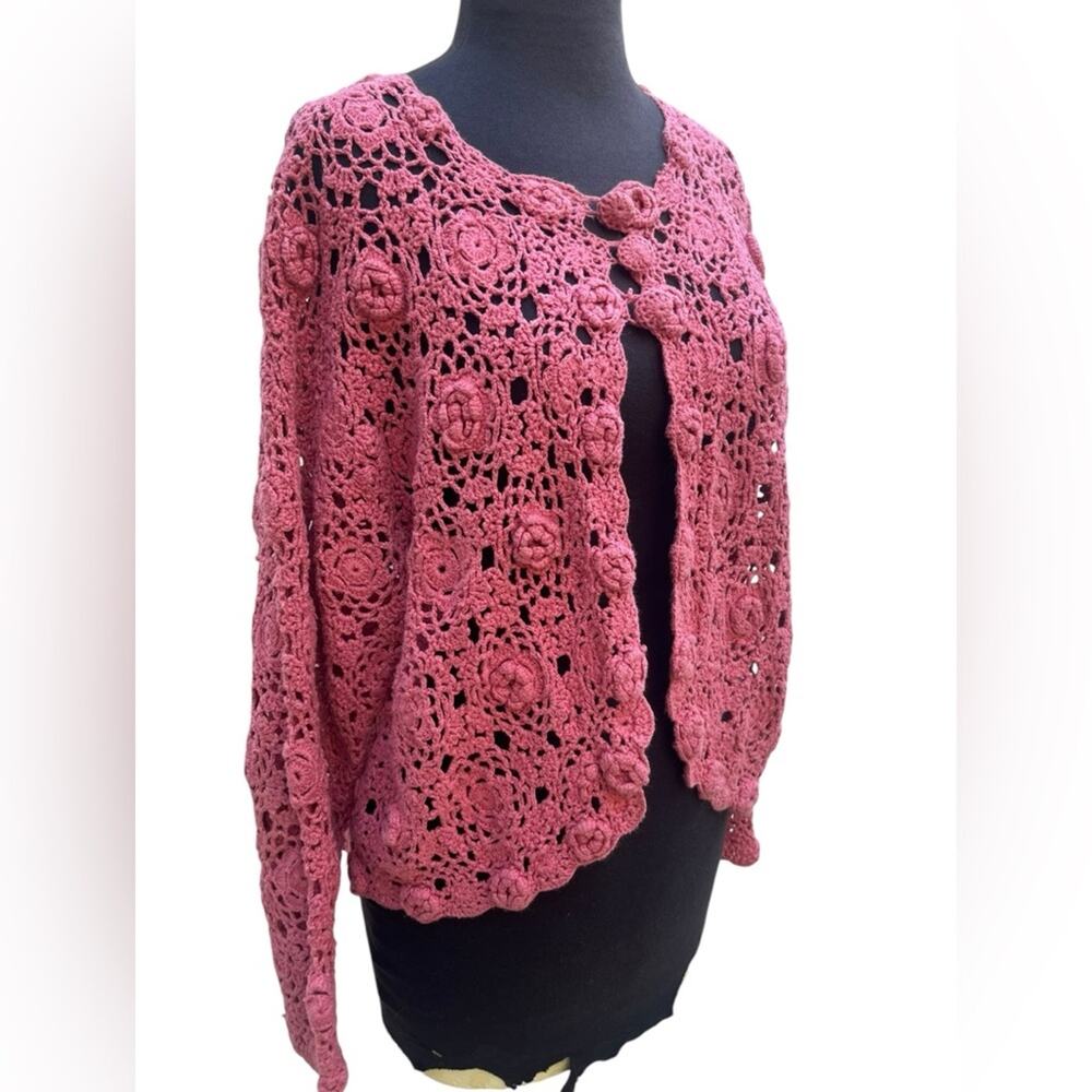 Vtg Crochet 3D Flower Boho Cottagecore Coquette Cardigan Womens Size M Romantic